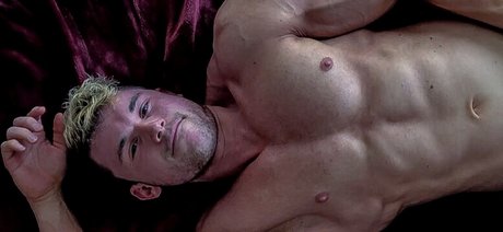 Naken lekkede OnlyFans-bilde av Welshy