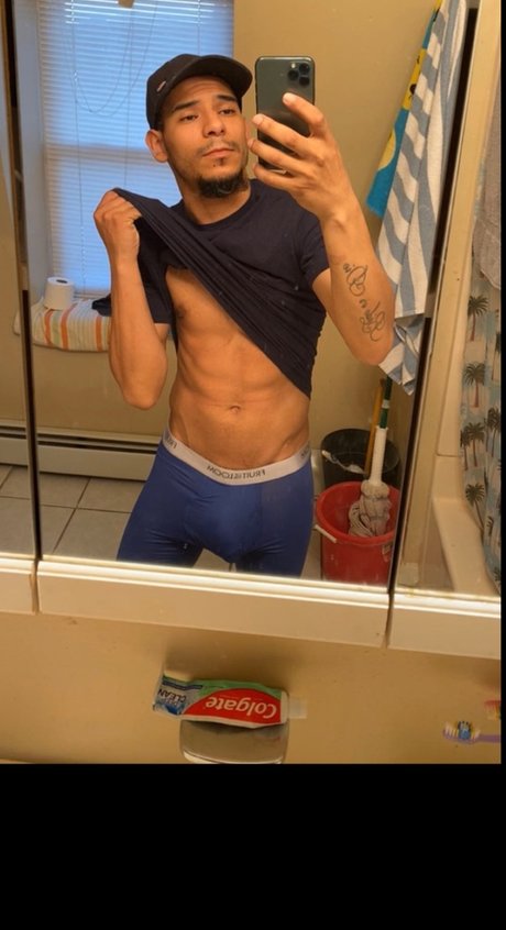 Nacktes geleaktes OnlyFans-Foto von Mrnicexd