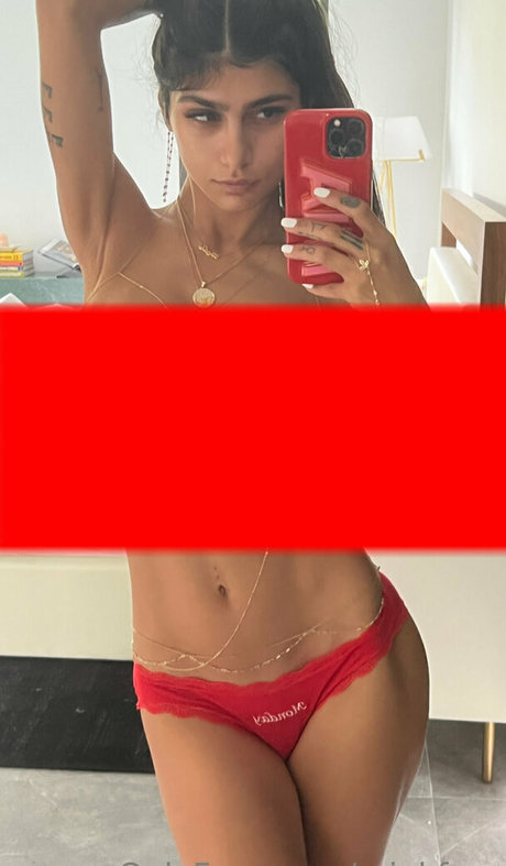 Nacktes geleaktes OnlyFans-Foto von Miakfree