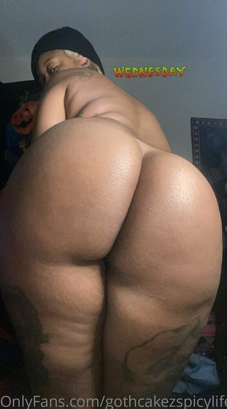 Nacktes geleaktes OnlyFans-Foto von Gothcakezspicylife