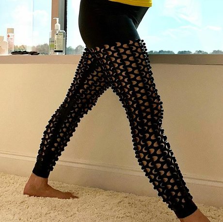 Обнаженная фотография утечки OnlyFans от Chiropractor