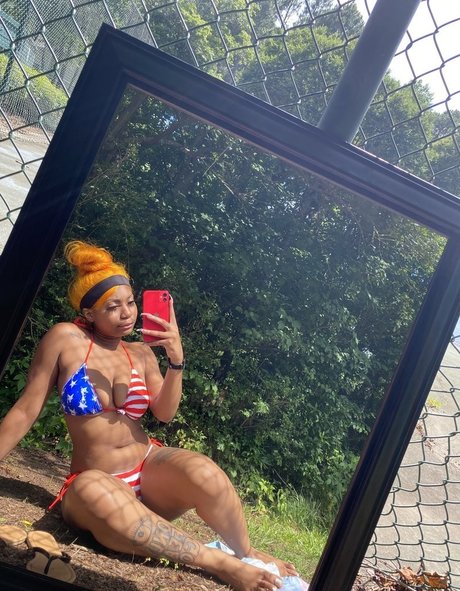 Nevvycakes OnlyFansリークヌード写真