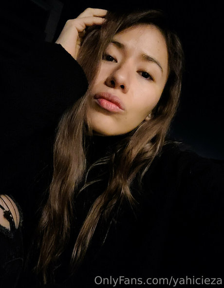 Nahá fotka uniklých OnlyFans od Yahicieza