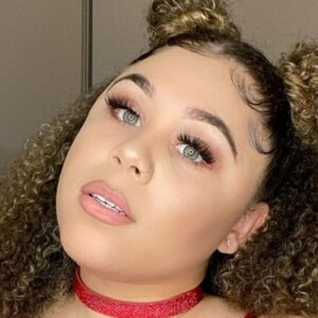 Sadiebbyc OnlyFans泄露裸照