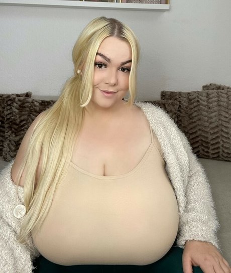 Schnataa OnlyFans泄露裸照