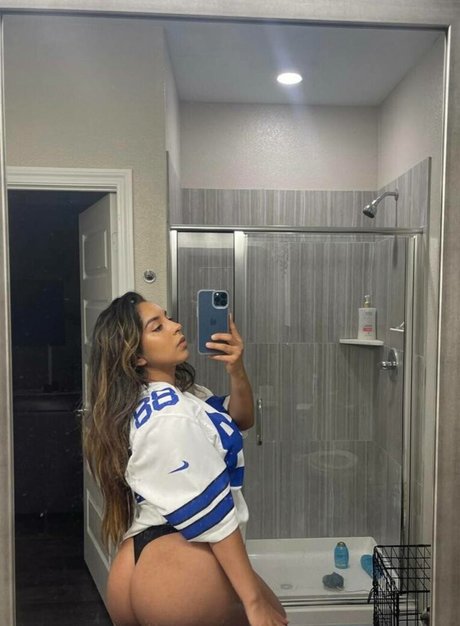 Naken lekkede OnlyFans-bilde av Prisy Montoya