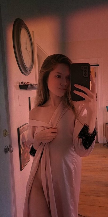 Alasti lekkinud OnlyFans-i pilt Abblesx