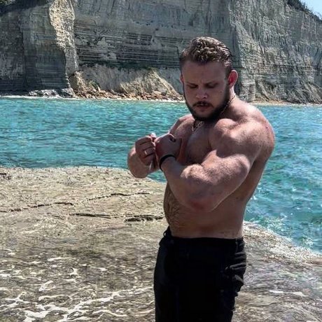 OnlyFans-model Maksym