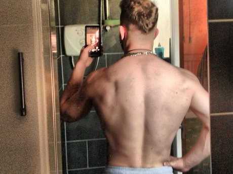 OnlyFans-model Muscle Adam