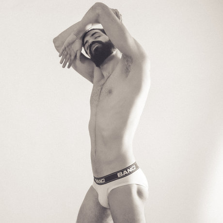 Edward OnlyFansリークヌード写真