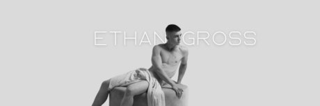 Naakte gelekte OnlyFans-foto van Ethan Gross