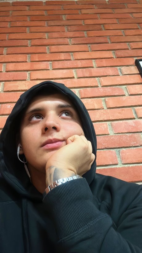 Nacktes geleaktes OnlyFans-Foto von Dyllanbukar09  Top 1 Vip  20cm