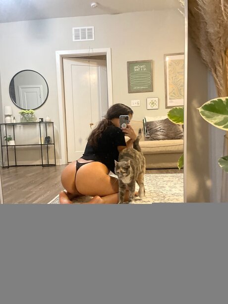 Nacktes geleaktes OnlyFans-Foto von A