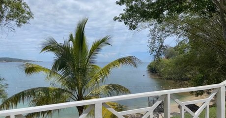 Naakte gelekte OnlyFans-foto van Myria