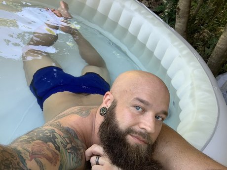 Обнаженная фотография утечки OnlyFans от My Hustle 4 Muscle Free