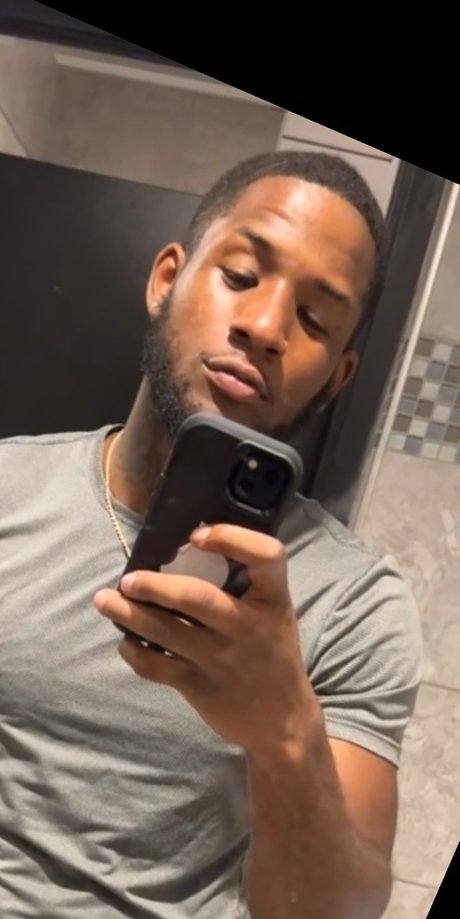 Nahá fotka uniklých OnlyFans od Long Pipe Lee