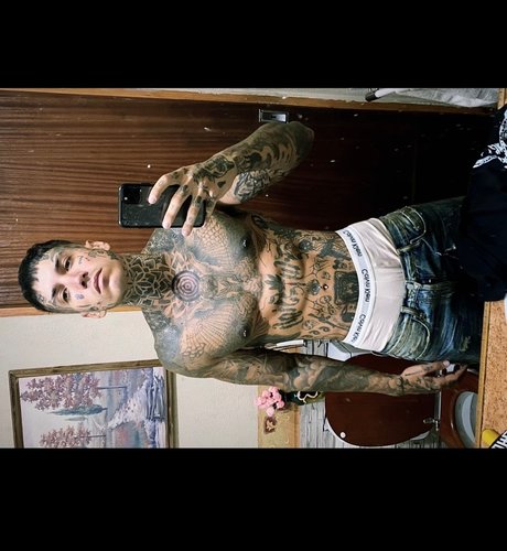 Обнаженная фотография утечки OnlyFans от    