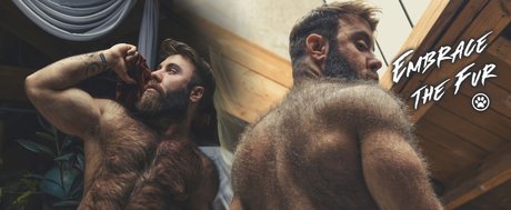 Naken lekkede OnlyFans-bilde av Teddy Bear