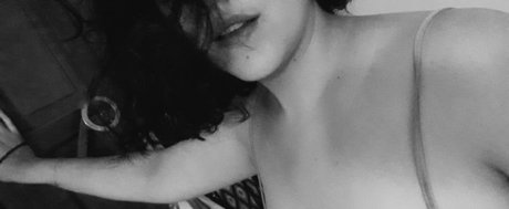 Naken läckt OnlyFans-bild av My Body Blossom