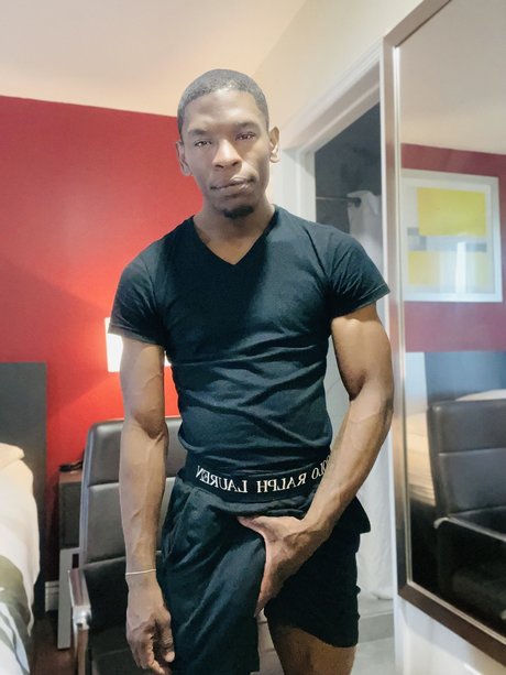 Foto di nudo di fuga di OnlyFans di Myuniquetemple