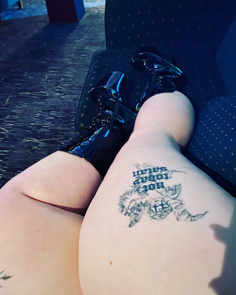 OnlyFans-model Mx Pixie Styx