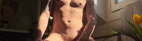 Nacktes geleaktes OnlyFans-Foto von Ale 