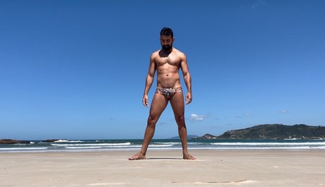 Foto di nudo di fuga di OnlyFans di Daniel