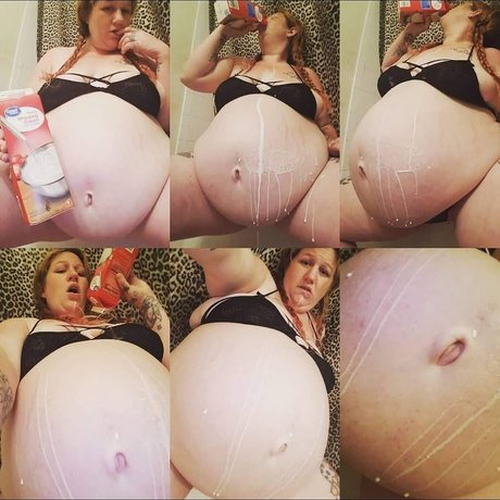 Naakte gelekte OnlyFans-foto van Gaining Bunnie Bbw