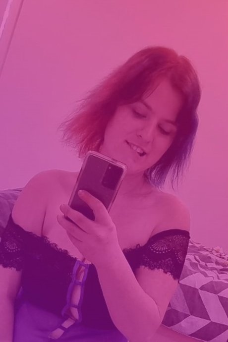 Обнаженная фотография утечки OnlyFans от Roxy Rose