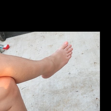 OnlyFans-model Mywifesfeet69