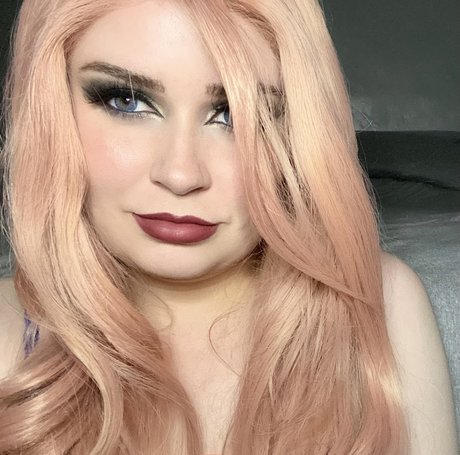 Nacktes geleaktes OnlyFans-Foto von Mysti Moon  Free  Underconstruction