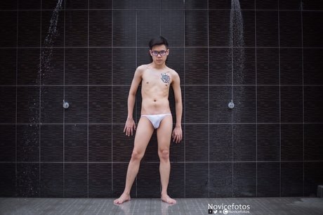 Naken lekkede OnlyFans-bilde av Jr