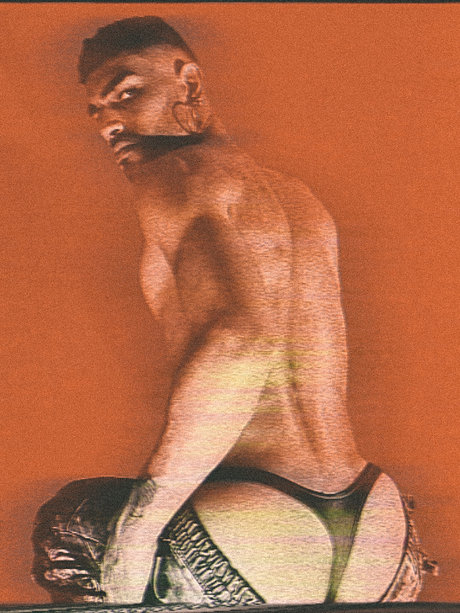 Naken lekkede OnlyFans-bilde av Narciso Nefer