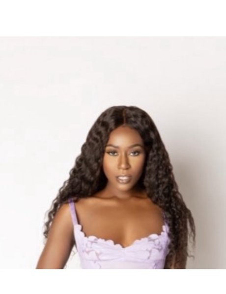 Naakte gelekte OnlyFans-foto van Naomi Price