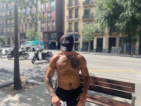 Обнаженная фотография утечки OnlyFans от Derek