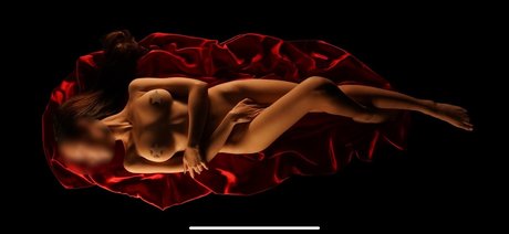      OnlyFansリークヌード写真