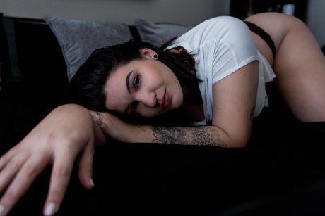 Delia naked leaks OnlyFans pic