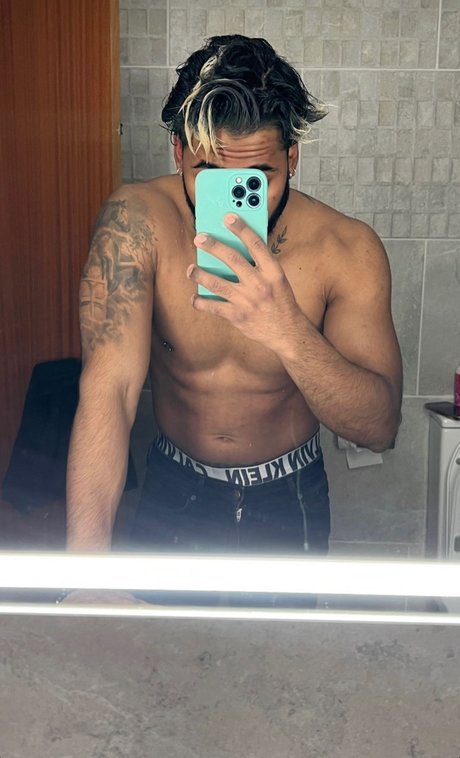 Nacktes geleaktes OnlyFans-Foto von Sebasacostafit