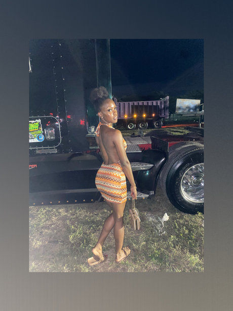 Alasti lekkinud OnlyFans-i pilt Cocoa