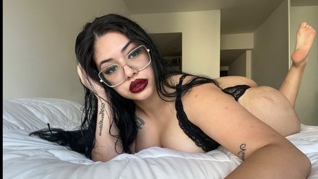 Naakte gelekte OnlyFans-foto van Daiana 