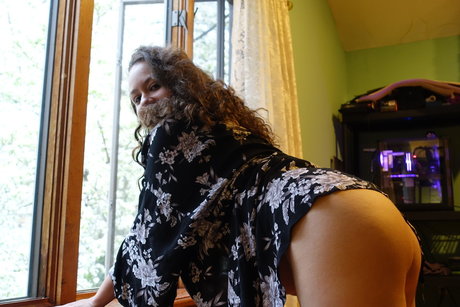 Nacktes geleaktes OnlyFans-Foto von Natalia Rose