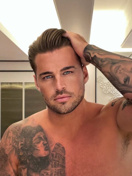 OnlyFans-model Carl Woods