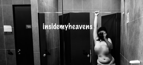 Naken lekkede OnlyFans-bilde av Insidemyheavens