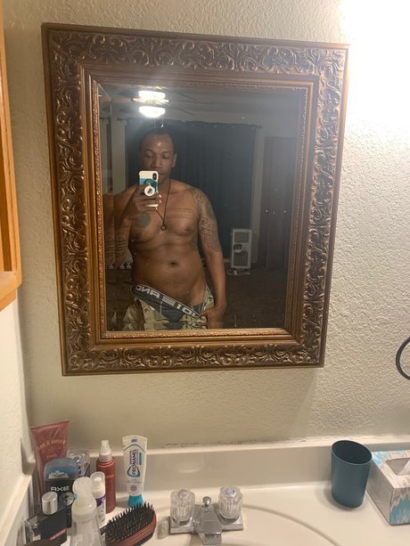 Naken lekkede OnlyFans-bilde av Inkedwolfpack