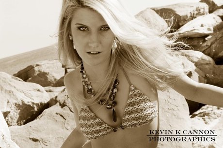 Naken lekkede OnlyFans-bilde av Dirty Blonde