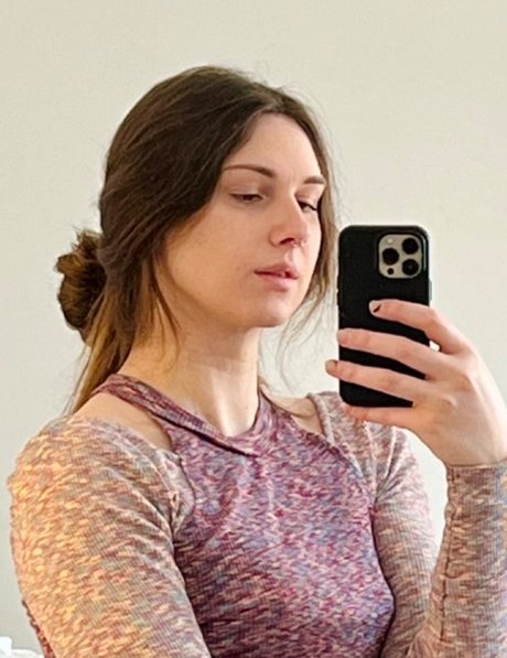 Nahá fotka uniklých OnlyFans od Livvy