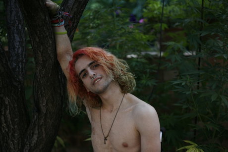 Naken lekkede OnlyFans-bilde av Naughty On Wheels