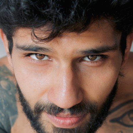 Alasti lekkinud OnlyFans-i pilt Christian