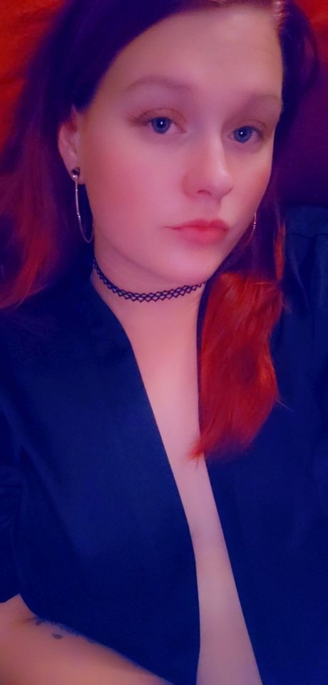 Nahá fotka uniklých OnlyFans od Beauty Savage Love