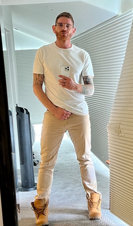 Foto di nudo di fuga di OnlyFans di Bedroomdaddyxxx